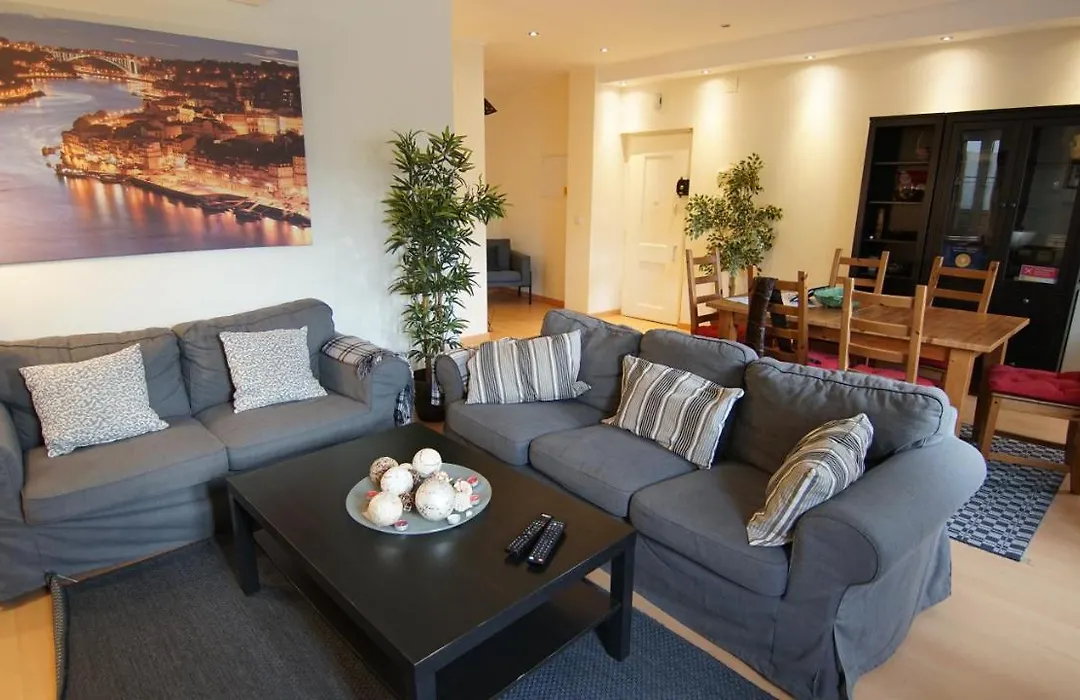 Cozy Apartment In Center-1