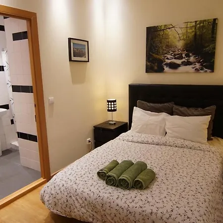 Cozy Apartment In Center-2