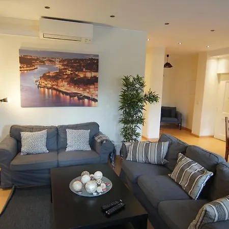 Cozy Apartment In Center-2